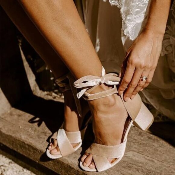 XYD Women's Cream Block Heel Sandals - Picture 1 of 7